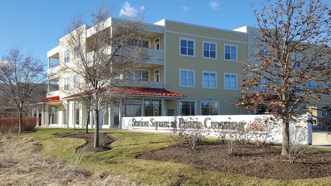 Station Square at Prairie Crossing in Grayslake, IL - Building Photo - Building Photo