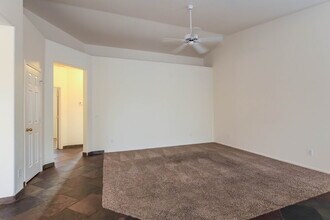 40251 N Patriot Way in Anthem, AZ - Building Photo - Building Photo