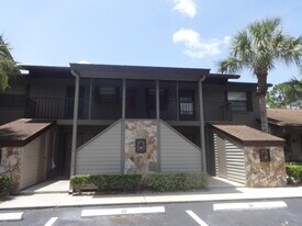 929 Capri Isles Blvd in Venice, FL - Building Photo