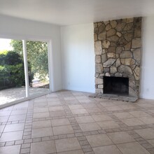 667 W 37th St, Unit 667 in San Pedro, CA - Foto de edificio - Building Photo