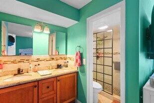 500 Egret Cir, Unit CONDO in Delray Beach, FL - Building Photo