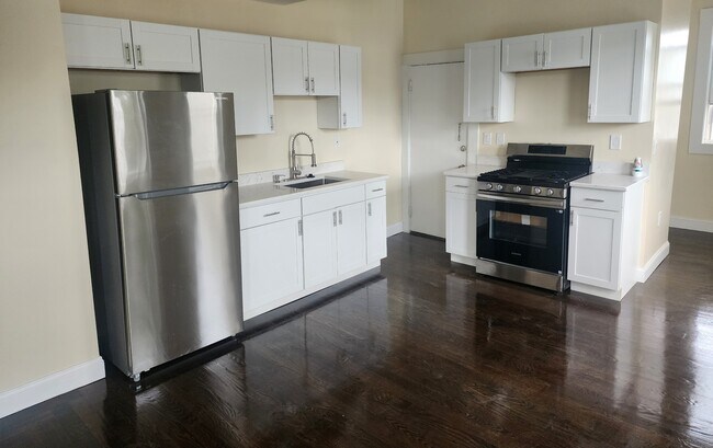 609 Morton St, Unit 609 Morton St 2nd Fl