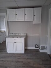 14 Witt St, Unit apt in Lynn, MA - Building Photo - Building Photo