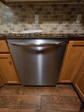 52 Overlook Dr in Stewartsville, NJ - Building Photo - Building Photo