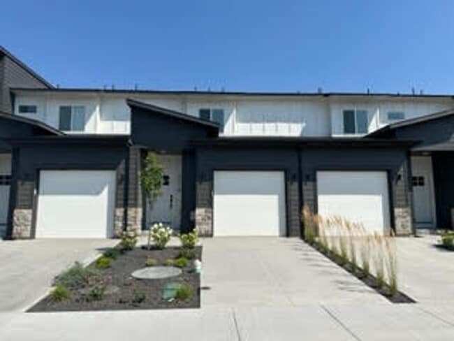 property at 5030 E Hagadorn Ln