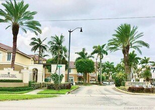 8882 W Flagler St-Unit -207 in Miami, FL - Building Photo - Building Photo