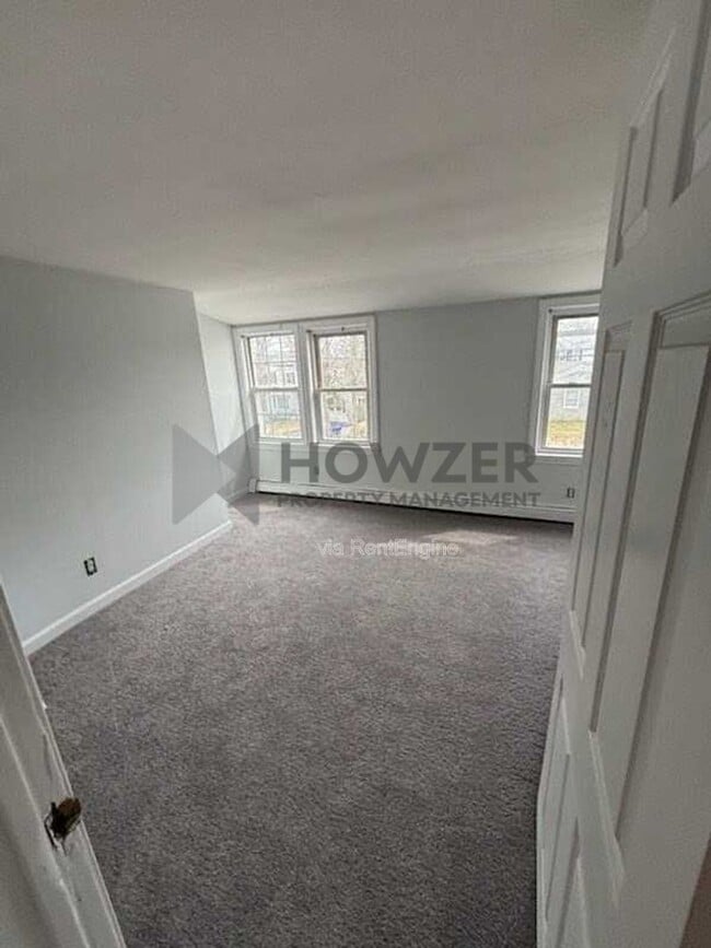 24 Crocker St, Unit C in Barnstable, MA - Building Photo - Building Photo