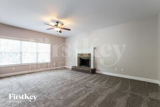 6267 Cove Creek Dr in Flowery Branch, GA - Building Photo - Building Photo