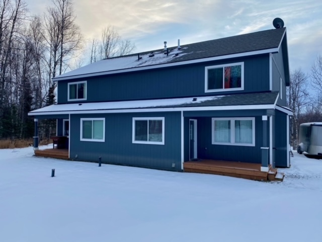 351 E Forest Ave, Unit 2 in Wasilla, AK - Foto de edificio - Building Photo