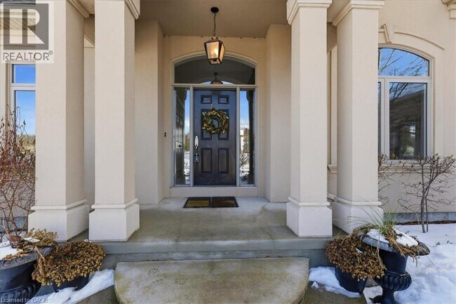 86 Canters Close in Kitchener, ON - Building Photo - Building Photo