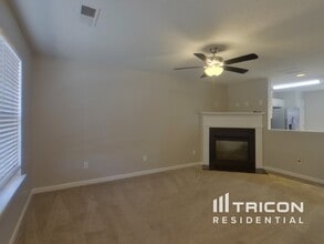 409 Kara Ln in Mcdonough, GA - Building Photo - Building Photo