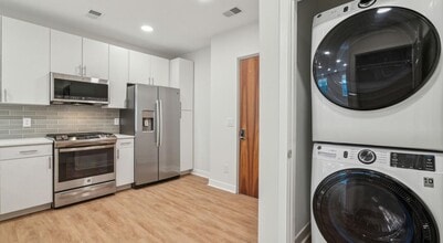 The Elm Narberth in Narberth, PA - Foto de edificio - Building Photo