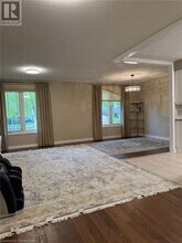 15 Laguna Crescent in St Catharines, ON - Building Photo - Building Photo