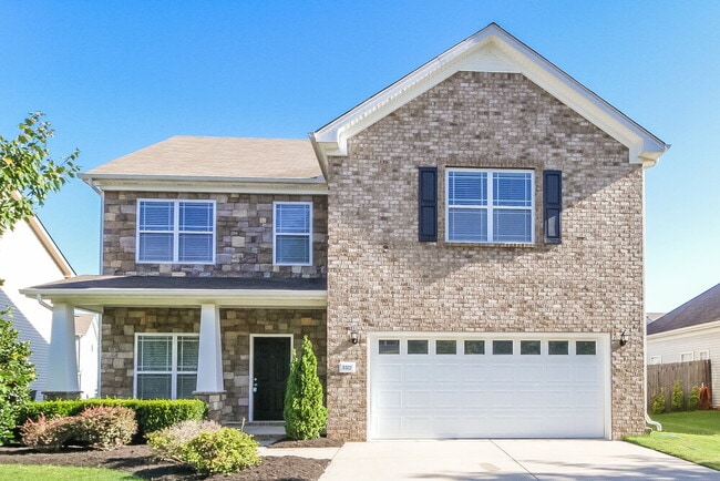 property at 3322 Cotswold Ln