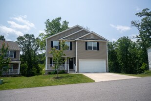 103 Colt St in Candler, NC - Building Photo