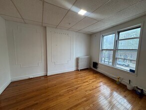 64 Corbin Ave in Jersey City, NJ - Building Photo - Building Photo