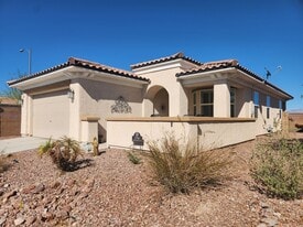 2750 Mustang Pass St in Laughlin, NV - Building Photo