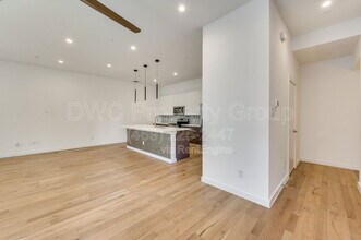 2711 Kimsey Dr in Dallas, TX - Building Photo - Building Photo