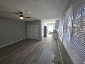 317 Warren Ln in Inglewood, CA - Foto de edificio - Building Photo