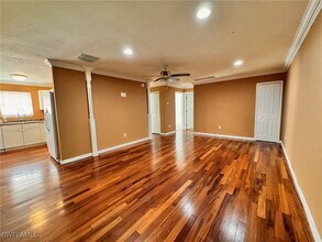 6145 Bathey Ln in Naples, FL - Building Photo - Building Photo