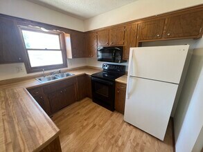 1840 48th St NW in Rochester, MN - Building Photo - Building Photo