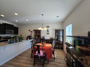 1922 Flagpole Dr in Sumter, SC - Building Photo - Building Photo