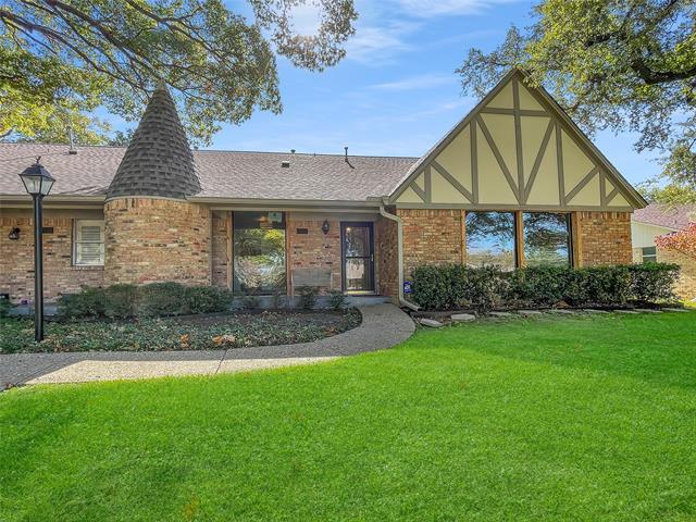 7608 Meadow Oaks Dr in Dallas, TX - Building Photo - Building Photo