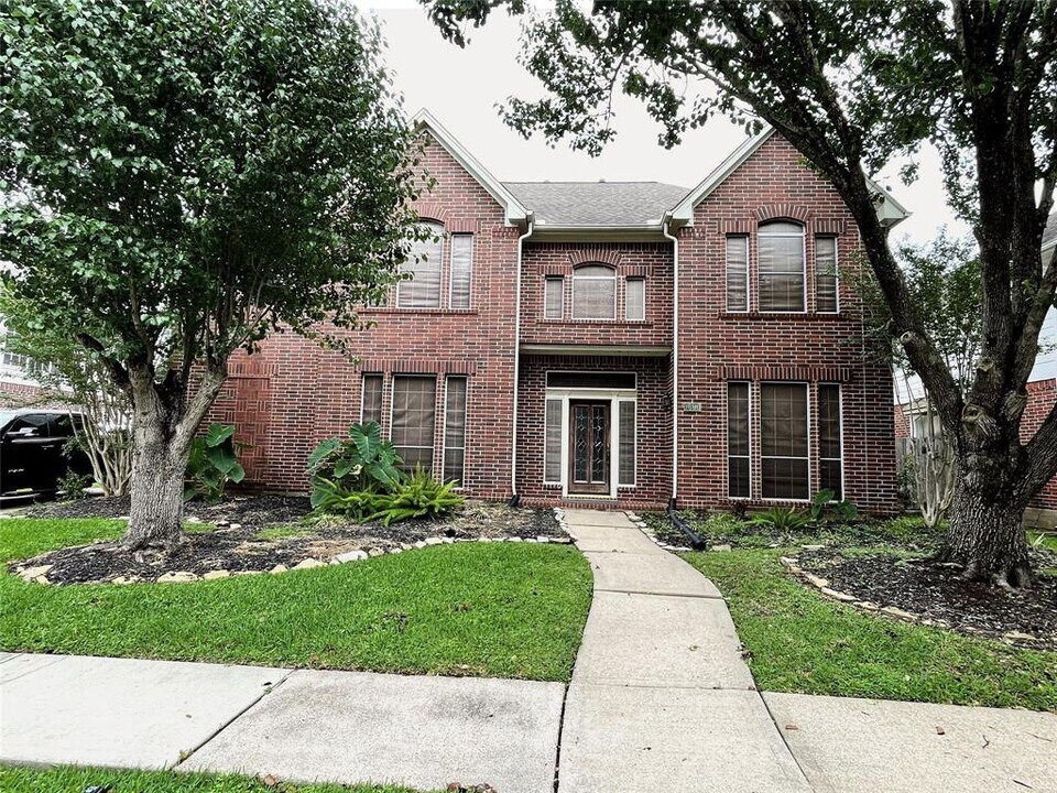 1606 Bay Berry Ln in Seabrook, TX - Building Photo