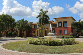 San Marco Villas in West Palm Beach, FL - Building Photo - Building Photo