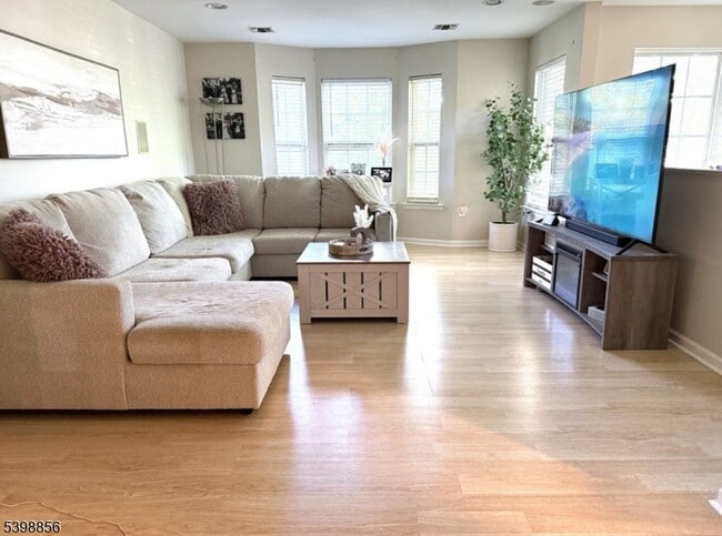 property at 189 Sunshine Dr