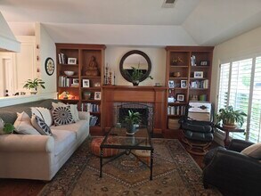 2264 Grahn Dr in Santa Rosa, CA - Building Photo - Building Photo