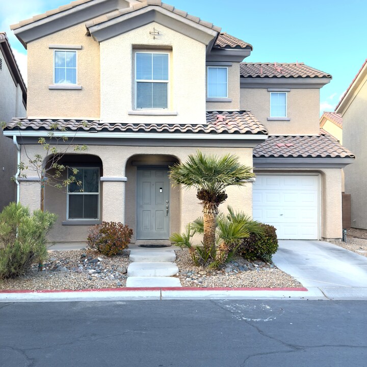 632 Port Talbot Ave in Las Vegas, NV - Foto de edificio