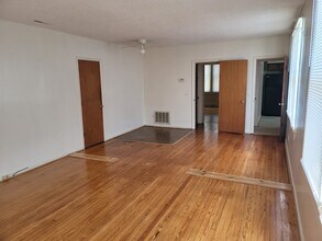 448 W Railroad Ave in Batesburg-leesville, SC - Foto de edificio - Building Photo