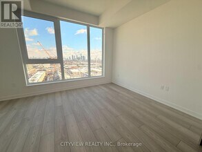 1007 The Queensway in Toronto, ON - Building Photo - Building Photo