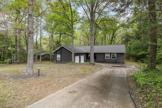 property at 6618 Lakeside Dr