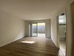 1308 9th St, Unit 1 in Santa Monica, CA - Building Photo - Building Photo