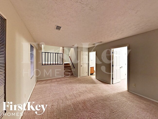 1998 Glenwood Downs Dr in Decatur, GA - Building Photo - Building Photo