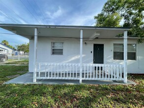 700 NW 15th Ave in Fort Lauderdale, FL - Building Photo - Building Photo