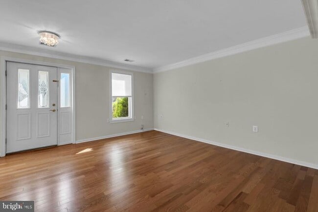 property at 944 Ships Bell Ct