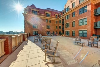The Station At Potomac Yard Apartments in Alexandria, VA - Foto de edificio - Building Photo