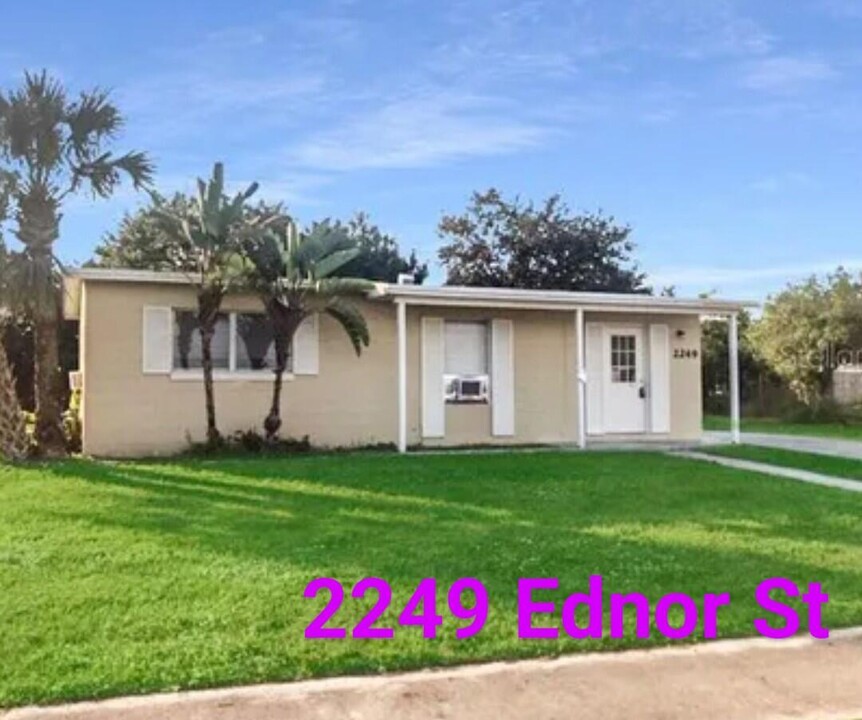 2249 Ednor St in Port Charlotte, FL - Building Photo