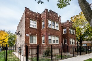 5800-04 S Artesian Ave in Chicago, IL - Building Photo