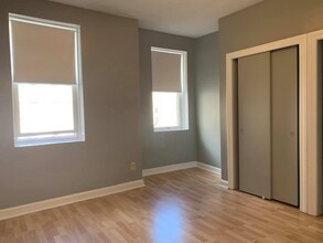 1862 Beacon St in Brookline, MA - Foto de edificio - Building Photo