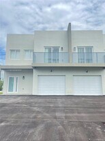 116 NW 10th St in Hallandale Beach, FL - Building Photo