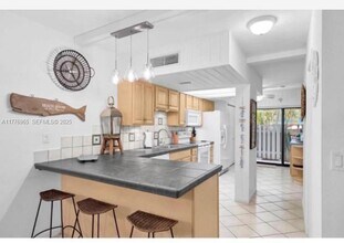 87200 Overseas Hwy in Islamorada, FL - Building Photo - Building Photo