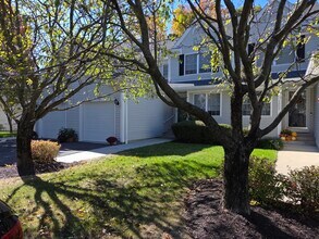 1302 Revere Rd in Danbury, CT - Building Photo - Building Photo