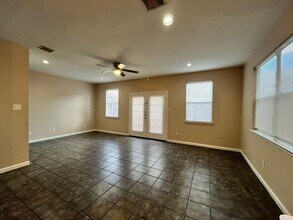 11918 Chetman Dr in Houston, TX - Building Photo - Building Photo