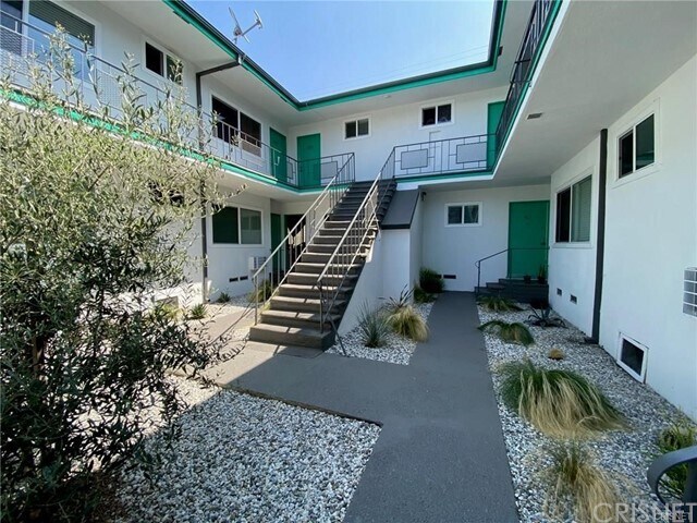 252 S New Hampshire Ave-Unit -3 in Los Angeles, CA - Building Photo - Building Photo