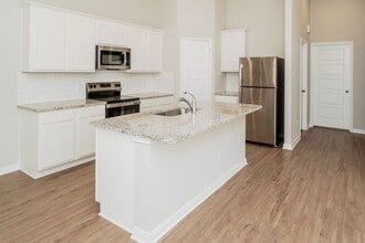 289 Nespral Dr in San Antonio, TX - Building Photo - Building Photo