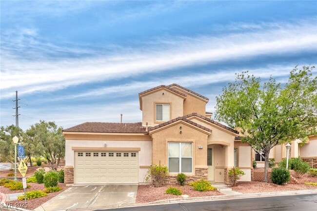 property at 220 Lorryn Ln